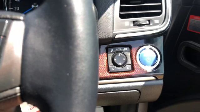 Обзор Toyota Crown 2017 год, 4WD, Рестайлинг, RoyalSaloon ? без пробега по России с аукциона Японии