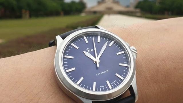 Red Star Watch Collectors Club - JOIN NOW смотреть онлайн