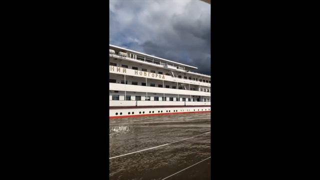 Теплоход "Нижний Новгород" на Белом озере. смотреть онлайн