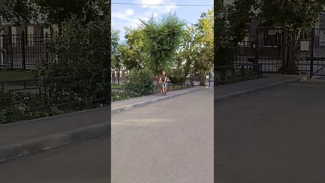 Сделал ванети в дроп на трюковом самокате смотреть онлайн