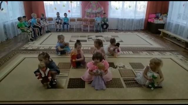 Танец Маленькие мамы, средняя группа смотреть онлайн