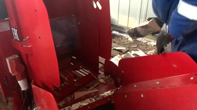 Запуск в работу финского дровокола JAPA 365 . Профессиональная заготовка дров