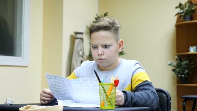 КТО ХОЧЕТ ВЕРНУТЬ ЧИПЫ?!! ПРАЗДНИК СВ. НИКОЛАЯ ИСПОРЧЕН!!! смотреть онлайн