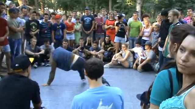 Марина,Данил vs Шопэн,Чира смотреть онлайн