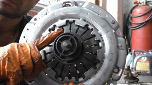 Шевроле Лачетти. Установка диска сцепления