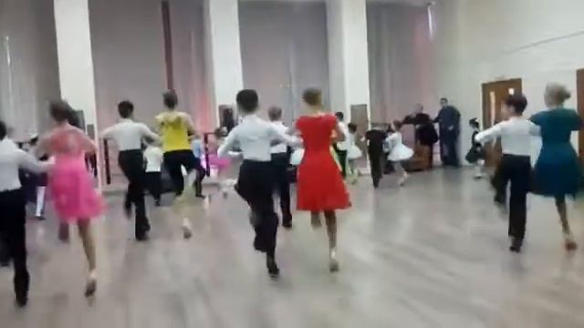Танцуем польку смотреть онлайн