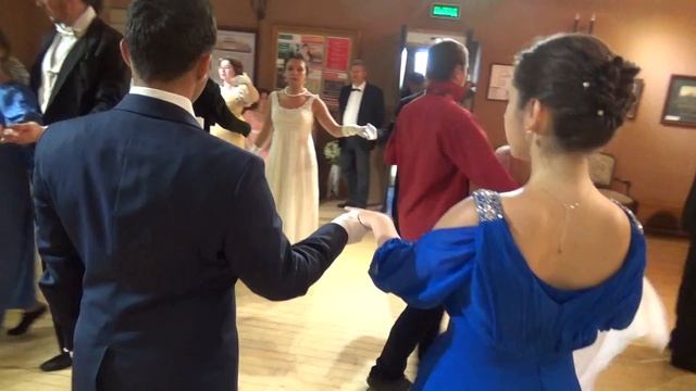 II бал во дворце Алексея Михайловича: Русская кадриль вальсом смотреть онлайн