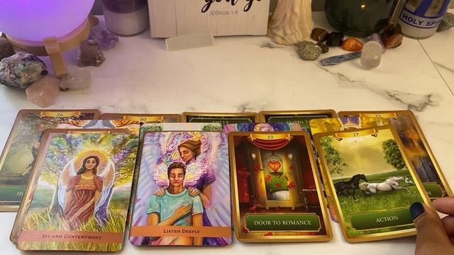 Aquarius - Wow! Stepping Into Your Power! Oracle Tarot Reading Mid March 2022 смотреть онлайн