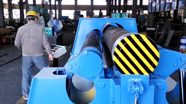 4-х валковая листогибочная машина W12 12*2000 смотреть онлайн