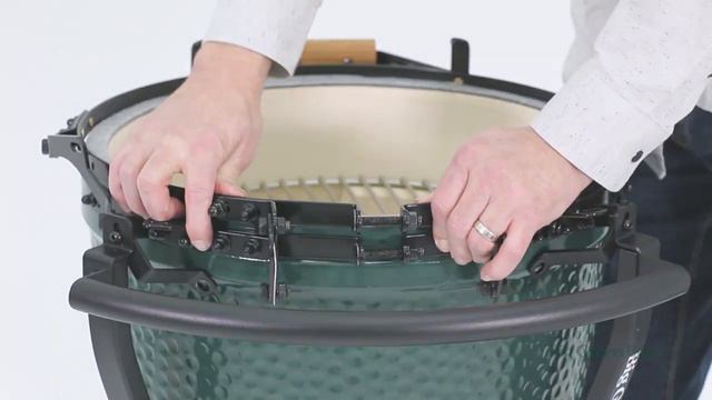 Big Green Egg Medium Assembly смотреть онлайн