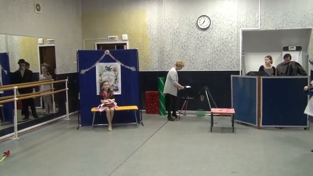 Cпектакль "Дюймовочка" от Цирковой студии "Шари-Вари" смотреть онлайн