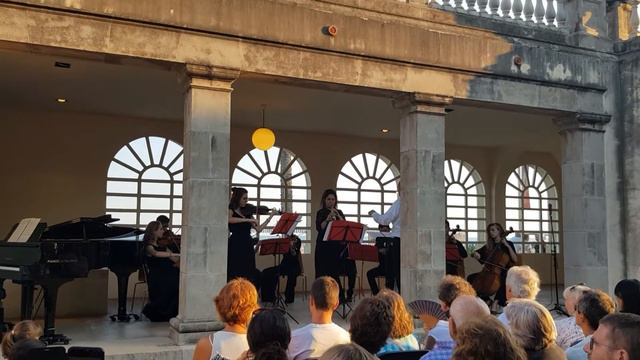 BACH Concerto for Oboe & Violin, by Dulcinea Lopez and Clara de Benito смотреть онлайн