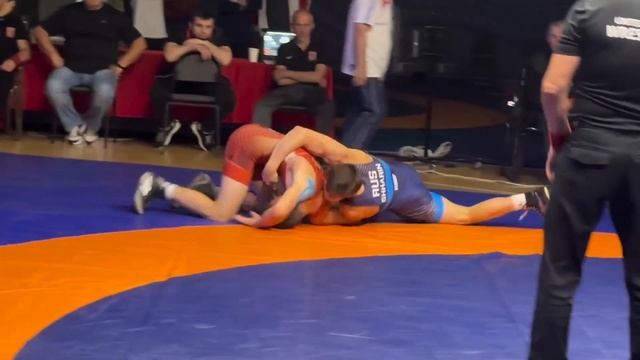 Задний пояс в исполнении Михаила Шкарина смотреть онлайн