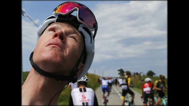 Chris Froome reveals Tour de France pepper spray incident left him with burning throat, nose and ey смотреть онлайн