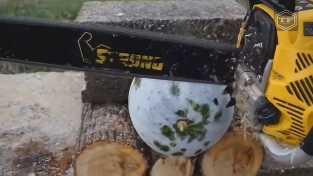 Замёрзший АРБУЗ против бензопилы смотреть онлайн