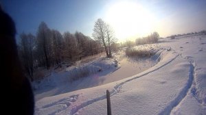 ЗАЙЦЫ БЕГАЮЩИЕ ПО РЕЧКЕ. ОХОТА НА ЗАЙЦА.mp4