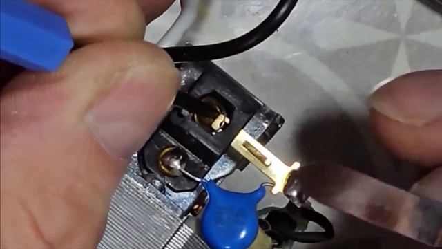 Ремонт кофемолки Polaris PCG0815A