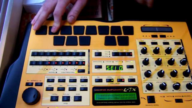 tonerlive making hiphop beatz on techno module смотреть онлайн