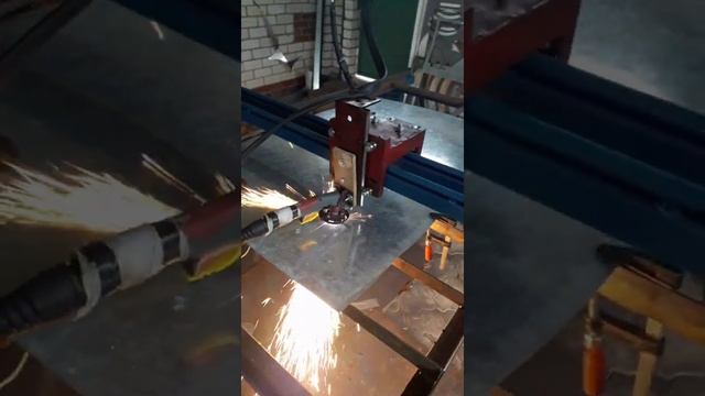 Самодельный станок плазменной резки и аппарат с пневмопожигом Herocut 55i/ смотреть онлайн