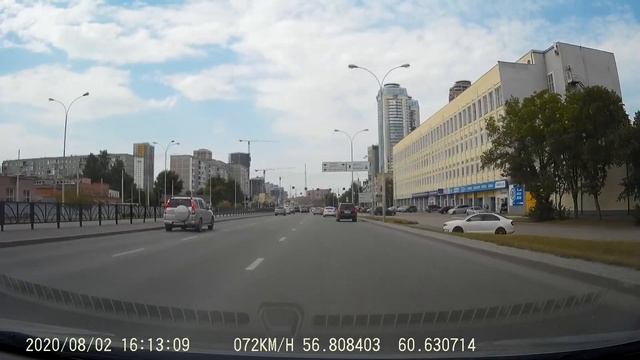 Мгновенная карма: превышение скорости на ул. Машинной смотреть онлайн