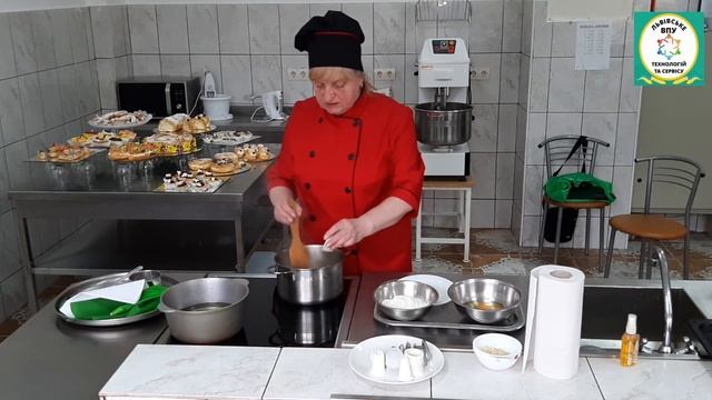 Приготування заварного тіста і виробів з нього смотреть онлайн