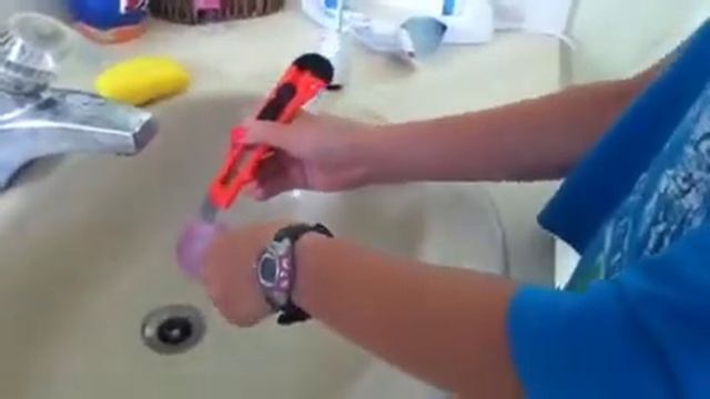 Water balloon pop slow motion смотреть онлайн