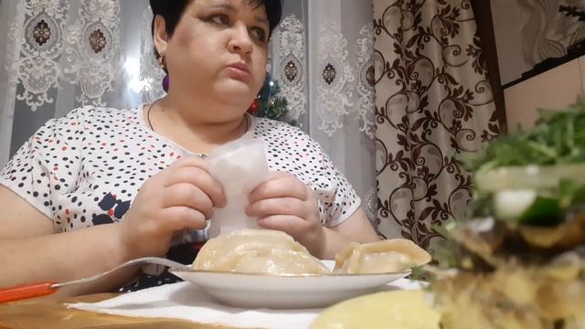 Новогодний #мукбанг смотреть онлайн