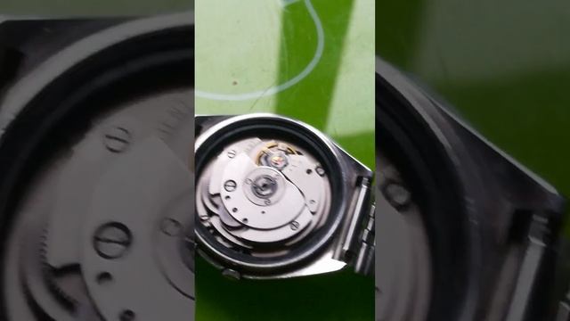 Установка баланса на часы Orient. смотреть онлайн