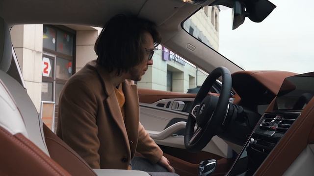 Матовый BMW M850i в цвете Синий Танзанит под матовой пленкой | А ты видишь разницу? смотреть онлайн