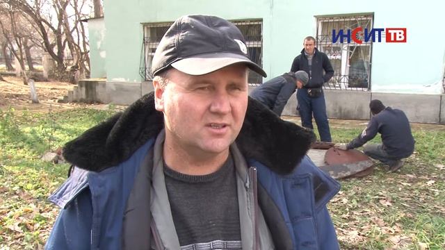 В Копейске меняют пожарные гидранты смотреть онлайн