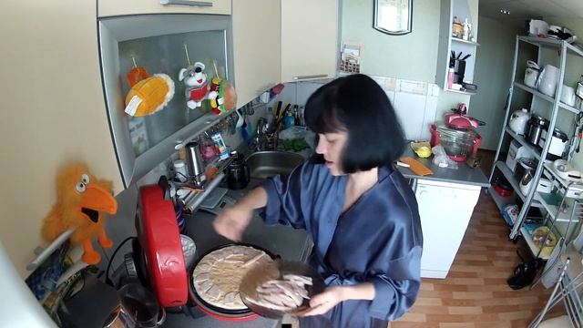 Простая пицца в пиццепечке. смотреть онлайн