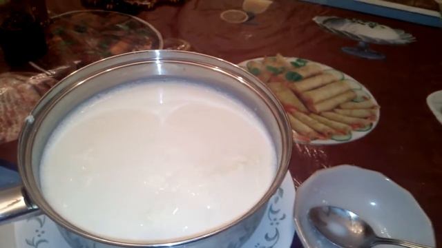 Homemade Plain Creamy Yogurt смотреть онлайн