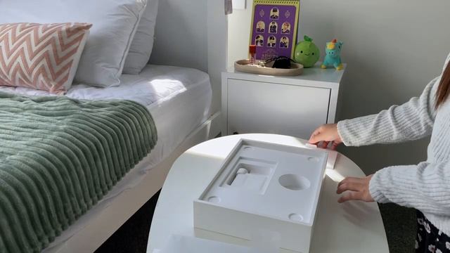 macbook air m2 (silver) unboxing + free airpods, setup смотреть онлайн