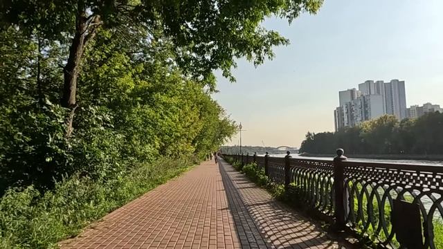 80-летний дедуля ушел в лес за грибами… А едва набрел в тайге на заброшенную хижину и услышал голос