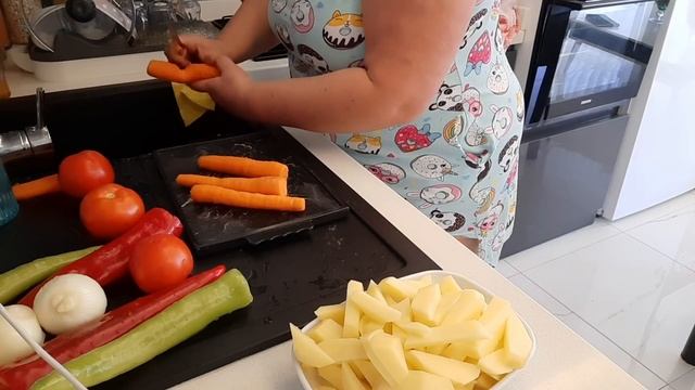 КУРИНЫЙ СУП?к обеду?СО СВЕЖИМИ ОВОЩАМИ??????Получилось ОЧЕНЬ ВКУСНО?