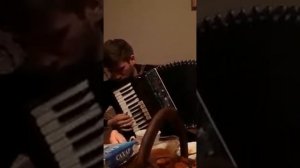 Даргинская живая песня на гармошке
