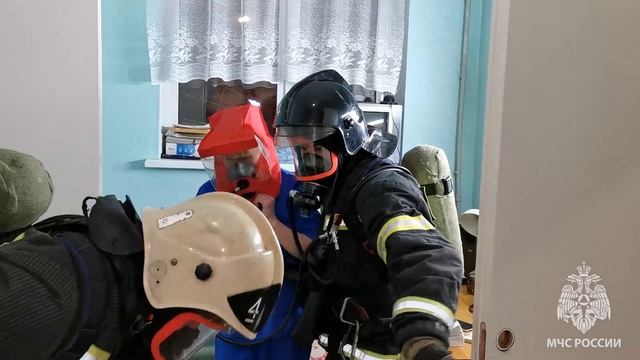 ЭВАКУАЦИЯ В КАРДИОЦЕНТРЕ смотреть онлайн