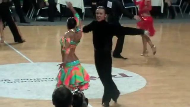 Близнюк Сергей-Гониева Влада (румба) смотреть онлайн