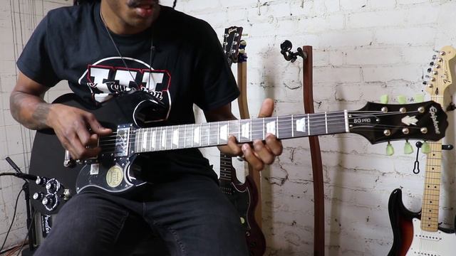 Cheap Gibson SG vs Expensive Epiphone SG Tone Comparison смотреть онлайн