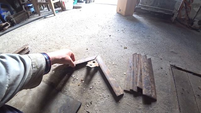 Саморобна лапа 40см на КРН з рисори смотреть онлайн