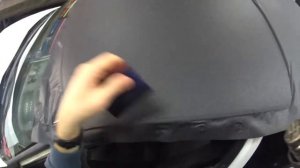 Пленка, которая может скрыть ржавчину и прочие дефекты кузова. Клеим очень проблемную крышу