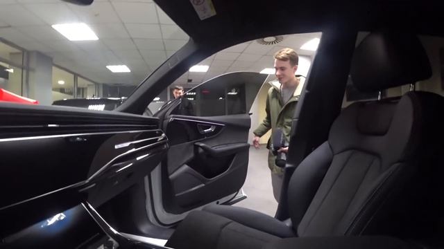 ЗАБИРАЮ СВОЙ ПОДАРОК НА НОВЫЙ ГОД! смотреть онлайн