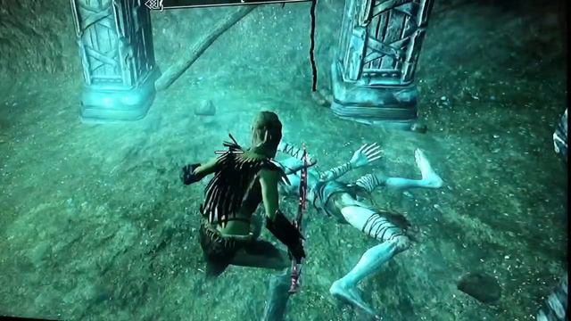You just can't cut a Falmer's throat in Skyrim смотреть онлайн