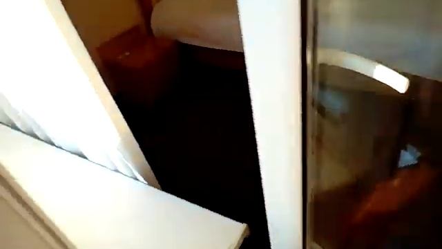 Провисшая балконная дверь в г. Бишкеке смотреть онлайн