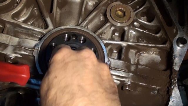 Rear Main Engine Seal Replacement смотреть онлайн