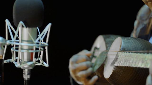 Умарчон Кобилов - Эй Дуст смотреть онлайн