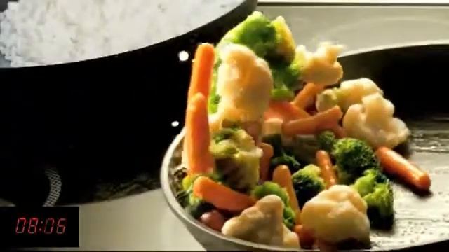 Iron Chef America Cuisine - Francais смотреть онлайн