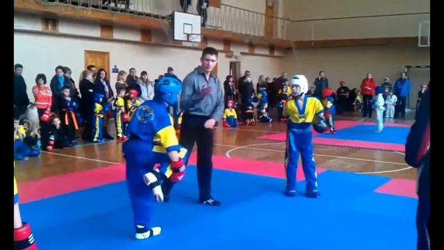 Соревнования по семи контакт кикбоксингу смотреть онлайн