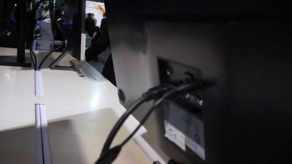 Samsung S27D590P 27" PLS monitor bemutató videó | Tech2.hu