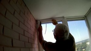 Как установить рулонные тканевые жалюзи на ПВХ-окна.